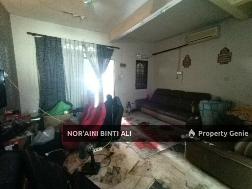 Rumah Teres 2 tingkat Indera Mahkota 2, Kuantan