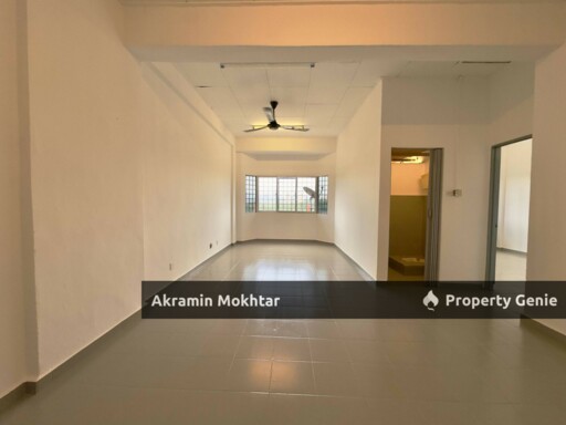 NEWLY REFURBISHED | FLAT TAMAN SRI MANJA TAMAN SRI MANJA, PETALING JAYA