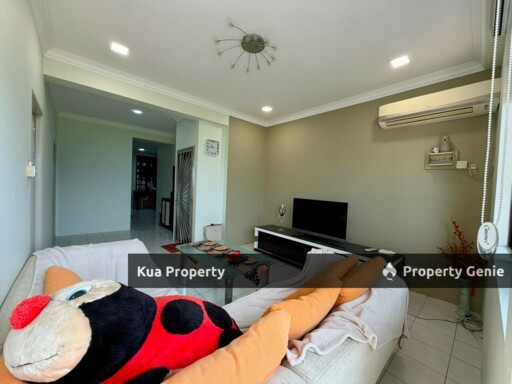 Lee Ling Villa Walk Up Apartment for Rent!