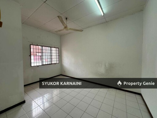 Double Storey Terrace, Desa Coalfields, Sungai Buloh (Facing Open)