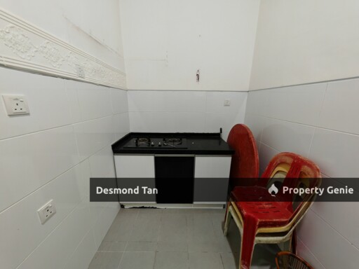 Redup Bandar Ainsdale , S2 Heights, Seremban 2 ( Facing Playground)