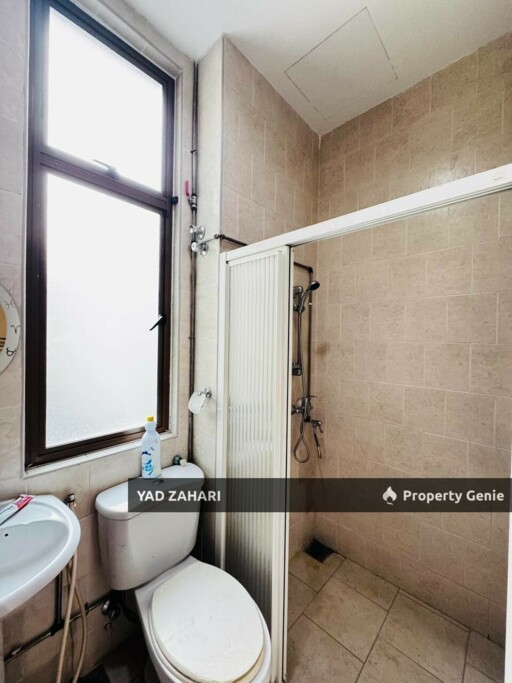 Lagenda 1, Bukit Jelutong, Shah Alam | 2-Storey Superlink 5 Bedrooms | RM2.1M - Extended Kitchen, Facing Open & Extra Land