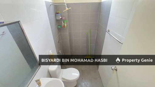 2 Unit Sekali Side By Side 1 Owner Renovated 1.5 Storey Bungalow Taman Senawang Perdana, Senawang.