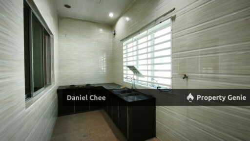 Botani Double Storey Terrace House For Rent