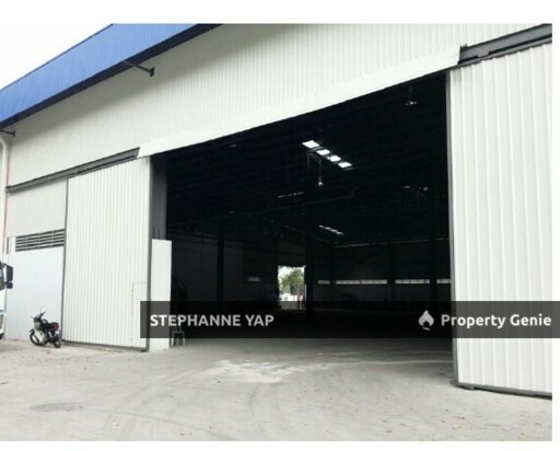 West Port Single Storey Warehouse with Office for Rent