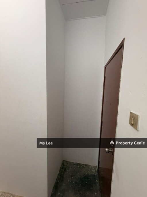 2nd Floor Shop Apartment-Taman Sementa Utama @ Klang-Ready Now