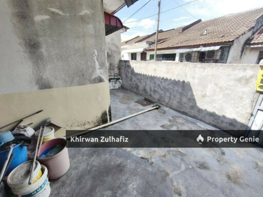 Jalan Teratai Bukit Beruntung Single Storey For Sale