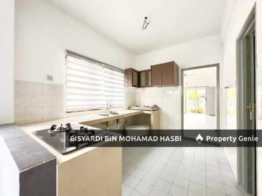 RENOVATED EXTENDED KITCHEN END LOT DOUBLE STOREY SAUJANA UTAMA 1, SUNGAI BULOH.