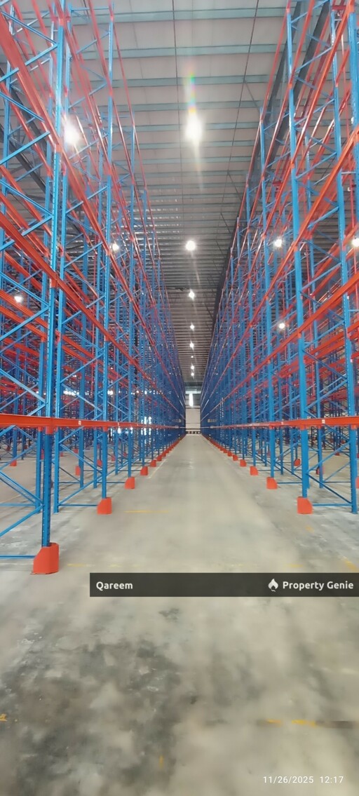 [NO DEPOSIT] 100000sft Warehouse Seksyen 15 Shah Alam. Strategic Location.