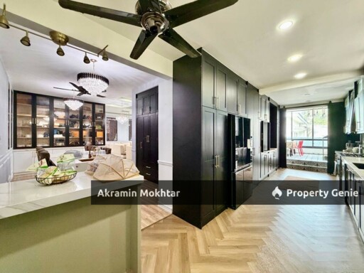 Freehold, Fully Renovated & Partially Furnished | 3 Storey Semi-D Lambaian Residence, Kajang
