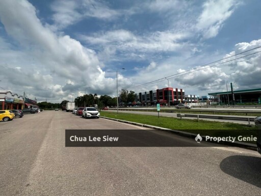 Double Storey Shoplot for Sale at Pekan Nanas, Taman Emas Merah