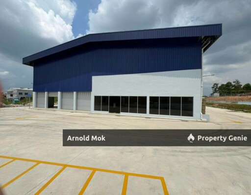 Detached Factory For Sale / Rent @ Kempas