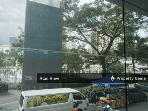 Menara Pacific Place (fka Menara HSBC)