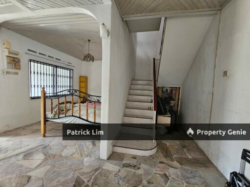 FREEHOLD Semi-D @ Bukit Beruang | 3,200 sqft | Only RM698K