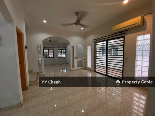 Bercham Ipoh 2 Storey semi-D Huge Size 35x100 Great Location