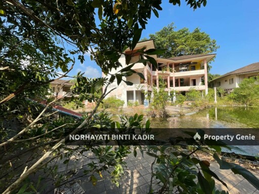 RESORT BESERTA TANAH 5.85 EKAR DI KG CHERATING