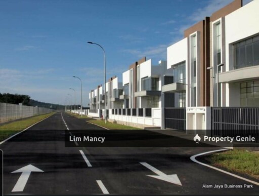 Alam Jaya Double Storey Semi Detached Medium Industrial For Rent