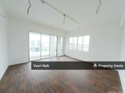 DOUBLE STOREY CASA VIEW @ CYBERSOUTH