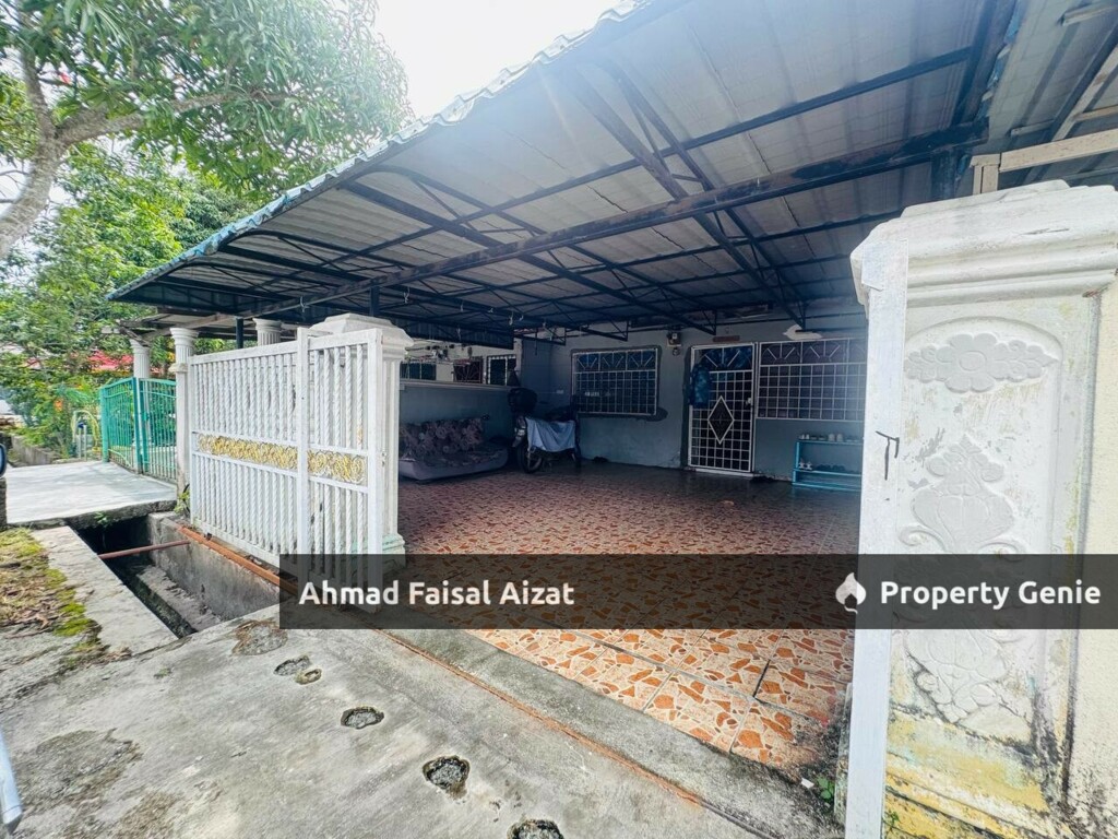 [TURUN HARGA] TERES SETINGKAT TAMAN MURNI, SEPANG