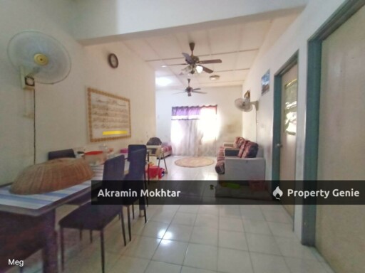 Townhouse (upper unit) Taman Lagenda Suria, Hulu Langat
