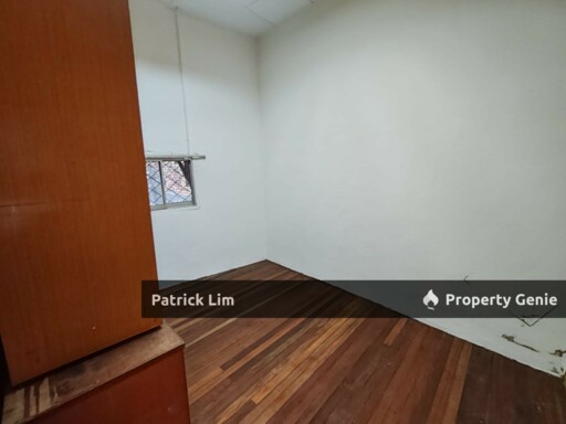 Jonker Street Nearby Double Storey Shoplot For Rent