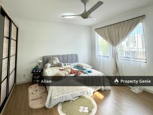 Sunway Citrine Lakehomes Double Storey Terrace — Vacant Mid-June