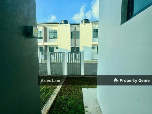 Adda Heights @ Green Avenue / Unblock View