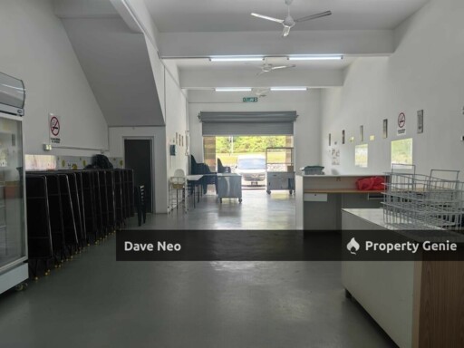 Jalan Paprika | Taman Pulai Hijauan | 2-Storey Shoplot | Ready For Business