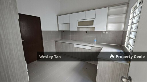 Below Value RM140,000 2 Storey Cluster 2055sqft Freehold 24/7 Guarded