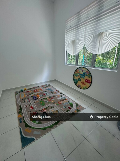 Rumah Semi D Bata Merah Baru Taman Desa Idaman, Olak Lempit, Banting
