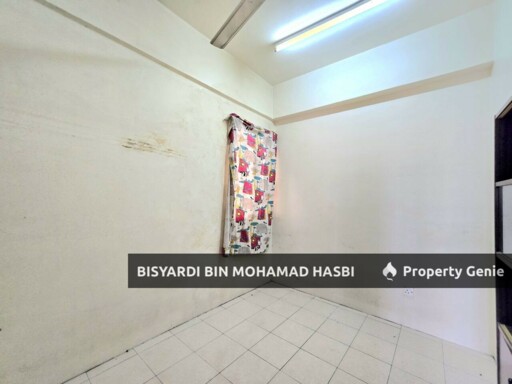 PANDAN UTAMA APARTMENT, LORONG PANDAN UTAMA, AMPANG .