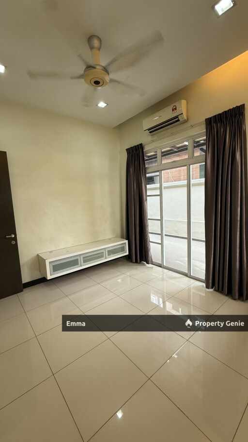 Setia Tropika 2 Storey Semi D For Sales