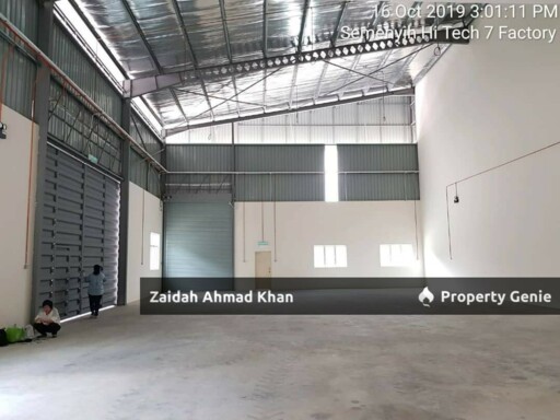 KAWASAN PERINDUSTRIAN HITECH JALAN HITECH 7 SEMENYIH 1.5 STOREY SEMI D FACTORY FOR SALE FREEHOLD INDIVIDUAL TITLE