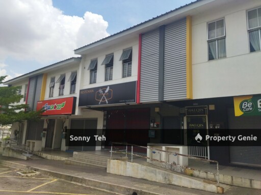 Aman Putri near MRT Sungai Buloh