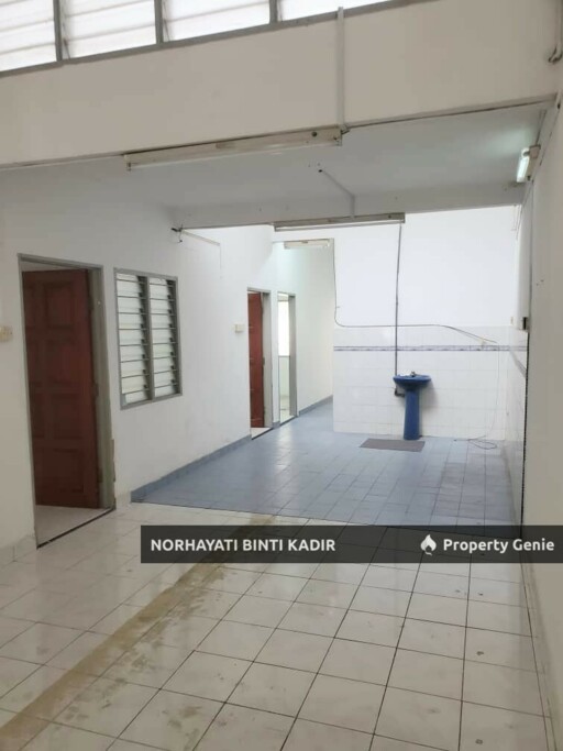 TERES SETINGKAT LORONG ALOR AKAR 3, JALAN KUBANG BUAYA, KUANTAN