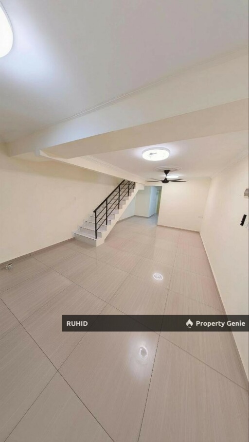 FREEHOLD Double Storey Low Cost House Renovated Unit at Taman Johor Jaya JB For Sale RM418K