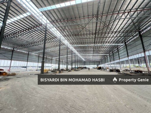 NEW DETACH FACTORY WAREHOUSE, BANDAR BARU ENSTEK NEGERI SEMBILAN .