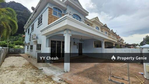2-storey Intermediate Corner Taman Saikat Gunung Rapat Big House