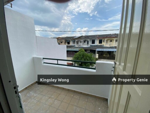 Bercham Taman Mewah Double Storey Terrace House Near Aeon Kinta Ipoh Garden East