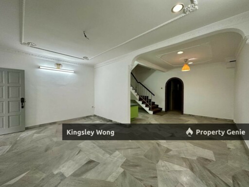 Taman Cempaka Ipoh Double Storey Terrace House Good Condition Kitchen extended Hot Rented Area Near Ipoh Politeknik Schools