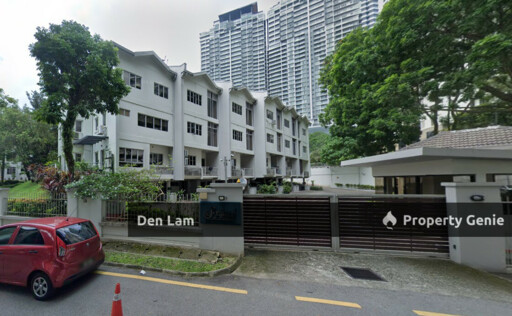 dato keramat KL 3 sty link house for sale !!