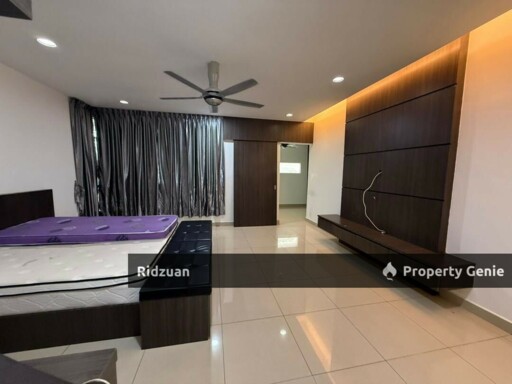 Maple Red @ Adda Height