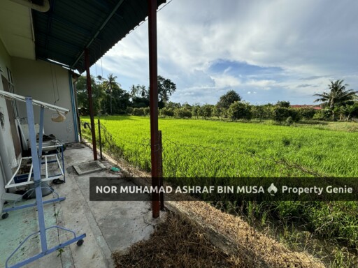Rumah Berkembar Taman Padang Nyu