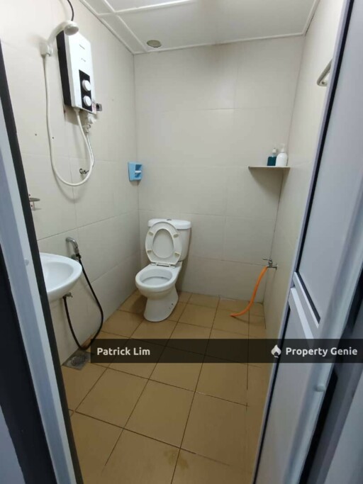 Spacious Single Storey Terrace House 4R 5B For Rent