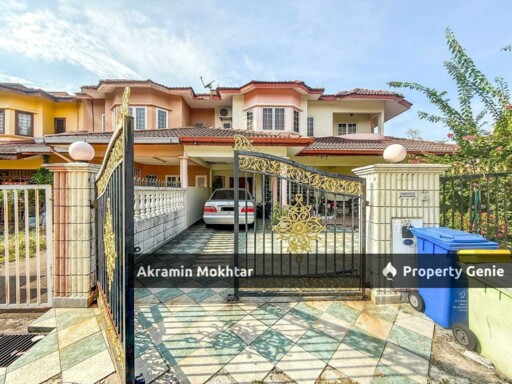 CORNER LOT Double Storey Terrace Jalan Pualam Seksyen 7, Shah Alam