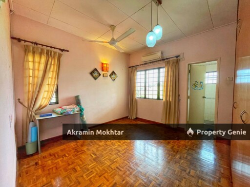 Freehold & Corner Lot | 2-Storey Bungalow, Green Street Home, Seremban 2