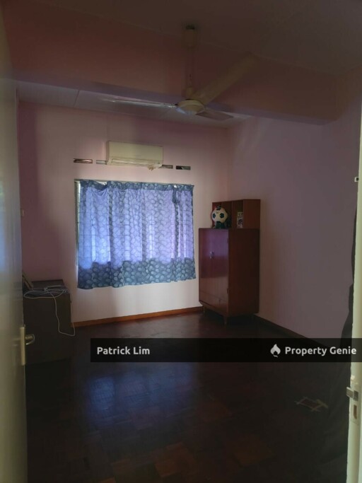 Hot Area Bukit Beruang [Ground Floor and 1st Floor] Shop Lot For Sale