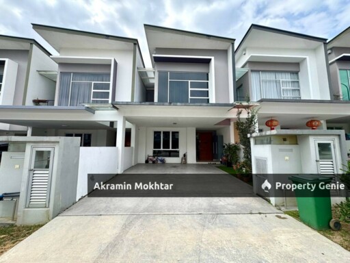 Freehold & Renovated | 2-STOREY TERRACE Parkfield Residences TROPICANA HEIGHTS, KAJANG