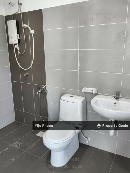 Scientex Rawang Semi-d for rent. Walking distance to Anggun City. All bedroom with own bathroom