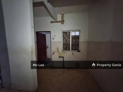 1st Floor Shop Apartment-Taman Sentosa,Klang-Sale Below Bank Value 15K